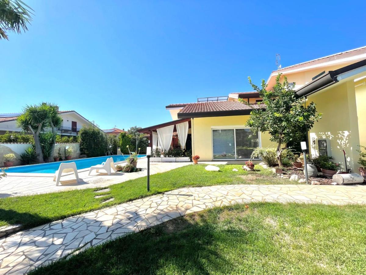 Villa Valentina Treglio Exterior photo